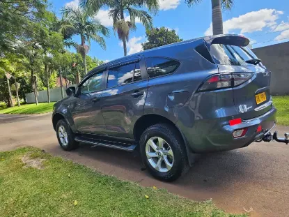 Picture of Isuzu Mu-X 2024