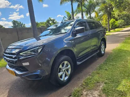 Picture of Isuzu Mu-X 2024