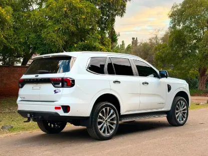 Picture of Ford Everest 2024