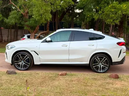 Picture of BMW X6 2022