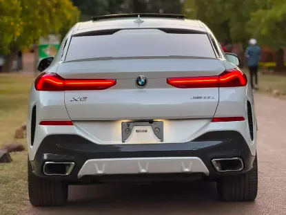 Picture of BMW X6 2022