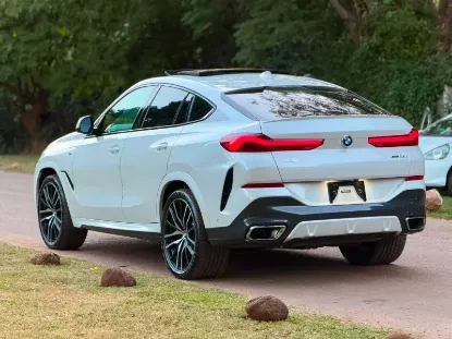 Picture of BMW X6 2022