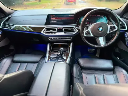 Picture of BMW X6 2022