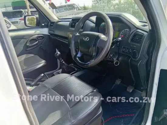 Picture of Mahindra S4 SC 2024
