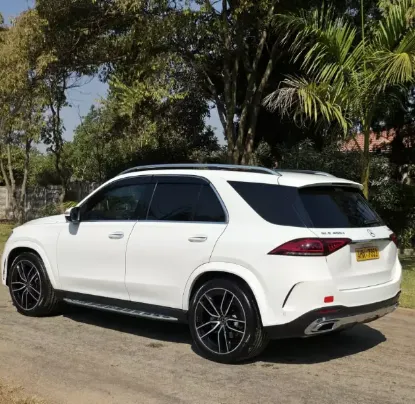 Picture of Mercedes Benz GL-Class 2021
