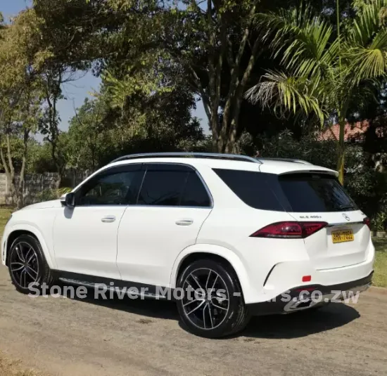 Picture of Mercedes Benz GL-Class 2021