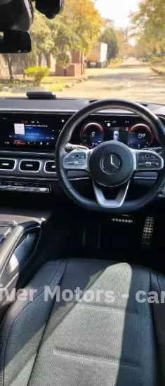 Picture of Mercedes Benz GL-Class 2021