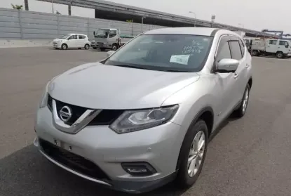 Picture of Mid SUV Auto Nissan Xtrail