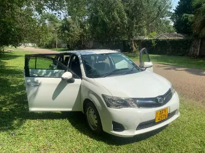 Picture of Toyota Corolla Estate