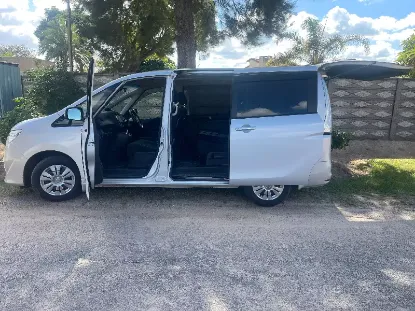 Picture of Mini bus 7/8 Seater