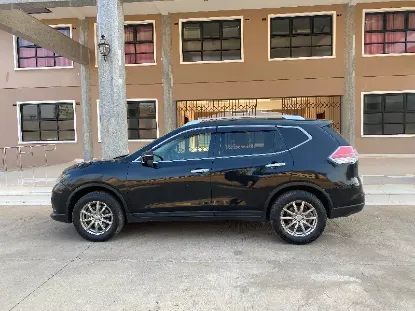 Picture of 7 Seater Nissan Xtrail