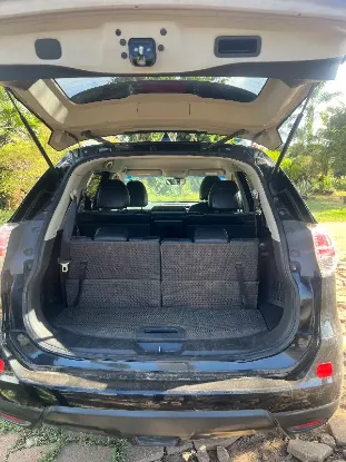 Picture of 7 Seater Nissan Xtrail