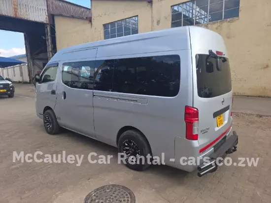 Picture of Commuter Omnibus Luxury 15 Seater
