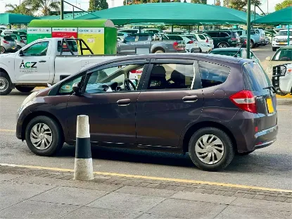 Picture of Honda Fit Fuel Saver