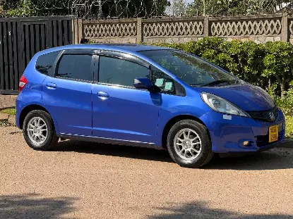 Picture of Honda Fit Fuel Saver