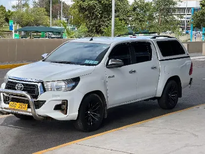 Picture of Toyota Hilux Revo