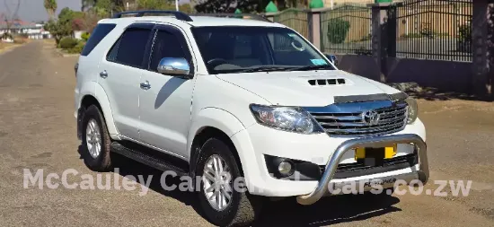Picture of Toyota Fortuner D4D