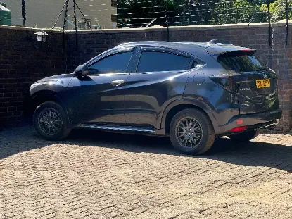 Picture of Honda Vezel Hybrid