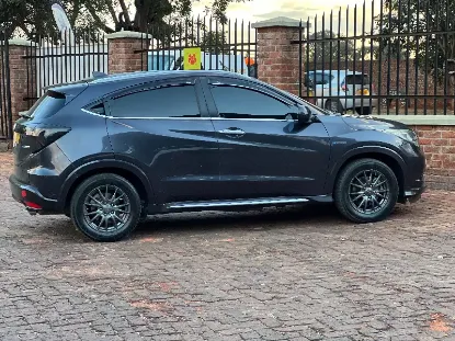 Picture of Honda Vezel Hybrid