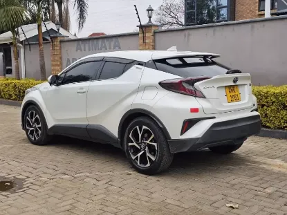 Picture of Toyota C-HR 2018