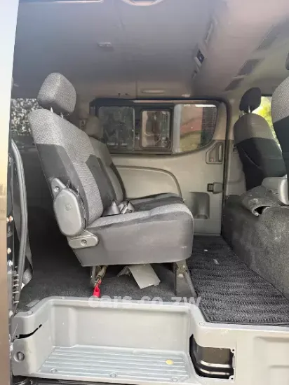 Picture of Nissan NV350 2016