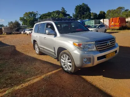 Picture of Toyota Land Cruiser 2013