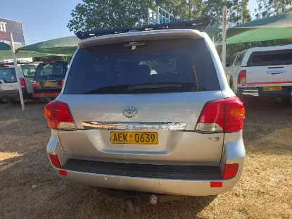 Picture of Toyota Land Cruiser 2013
