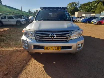 Picture of Toyota Land Cruiser 2013