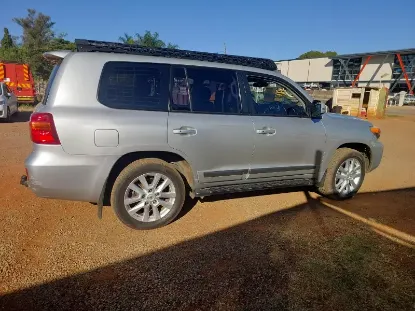 Picture of Toyota Land Cruiser 2013