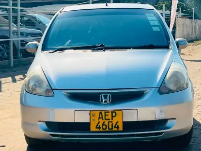 Picture of Honda Fit 2002
