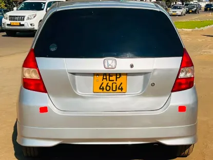 Picture of Honda Fit 2002