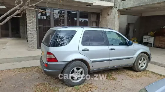 Picture of Mercedes Benz ML-Class 1993