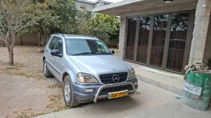 Picture of Mercedes Benz ML-Class 1993