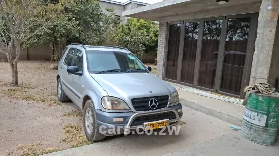 Picture of Mercedes Benz ML-Class 1993
