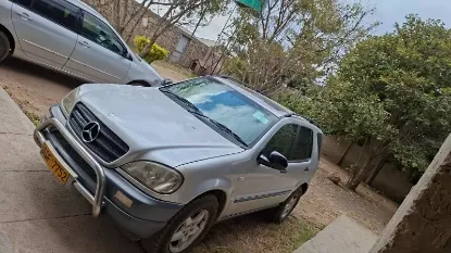Picture of Mercedes Benz ML-Class 1993
