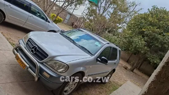 Picture of Mercedes Benz ML-Class 1993