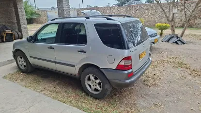 Picture of Mercedes Benz ML-Class 1993