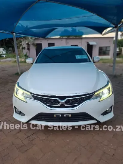 Picture of Toyota Mark x 2017