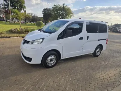 Picture of Nissan NV200 2017