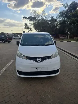 Picture of Nissan NV200 2017