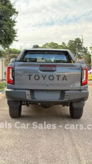 Picture of Toyota Hilux 2026