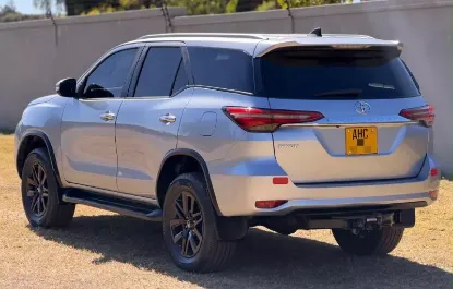 Picture of Toyota Fortuner 2017