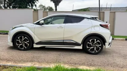 Picture of Toyota C-HR 2017