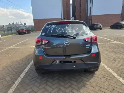Picture of Mazda Demio 2017