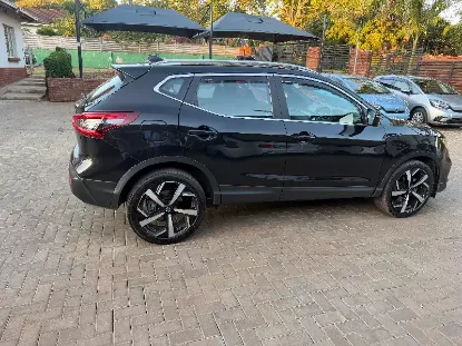 Picture of Nissan Qashqai 2020