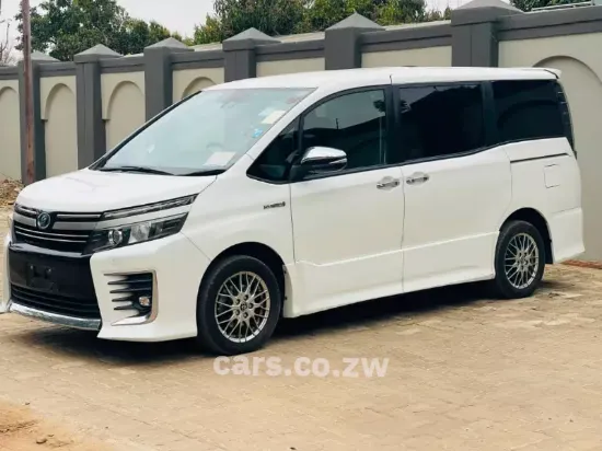 Picture of Toyota Voxy 2018