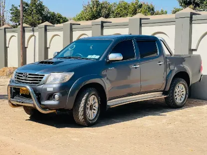 Picture of Toyota Hilux 2014