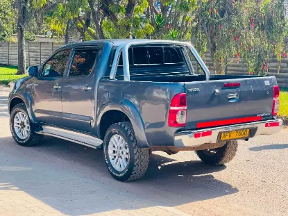 Picture of Toyota Hilux 2014