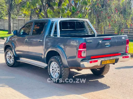 Picture of Toyota Hilux 2014