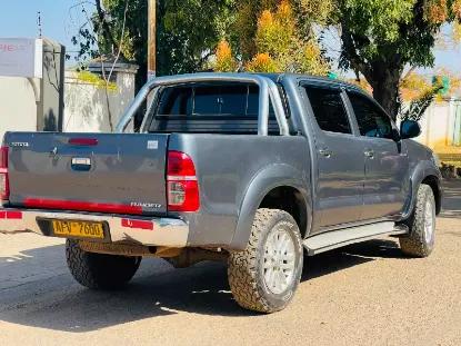 Picture of Toyota Hilux 2014